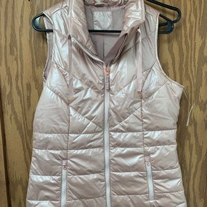 Women’s Size Medium Rose Gold Puffer Vest NWT